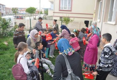23 Nisan Çocuk Bayramı Dolayısıyla Çocuklarımıza Hediyeler Dağıttık