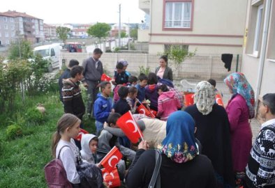 23 Nisan Çocuk Bayramı Dolayısıyla Çocuklarımıza Hediyeler Dağıttık