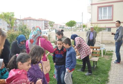 23 Nisan Çocuk Bayramı Dolayısıyla Çocuklarımıza Hediyeler Dağıttık