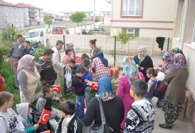 23 Nisan Çocuk Bayramı Dolayısıyla Çocuklarımıza Hediyeler Dağıttık