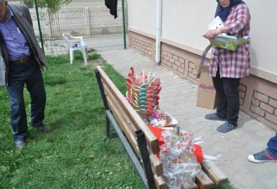 23 Nisan Çocuk Bayramı Dolayısıyla Çocuklarımıza Hediyeler Dağıttık