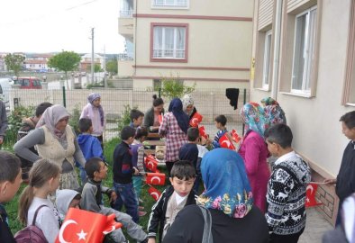 23 Nisan Çocuk Bayramı Dolayısıyla Çocuklarımıza Hediyeler Dağıttık